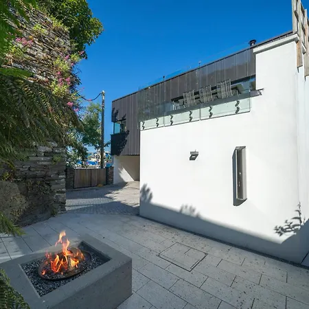 The Dockhouse Holiday home Kinsale