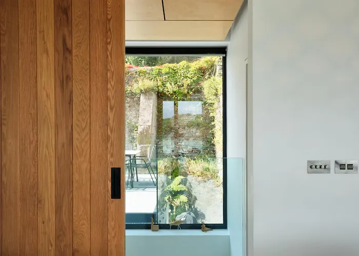 The Dockhouse בית נופש *