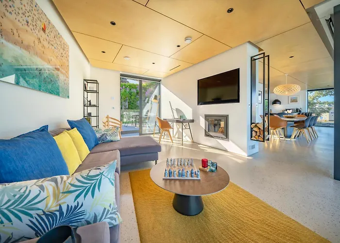 The Dockhouse בית נופש קינסייל