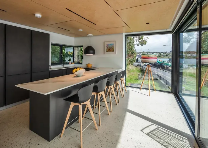 The Dockhouse בית נופש קינסייל